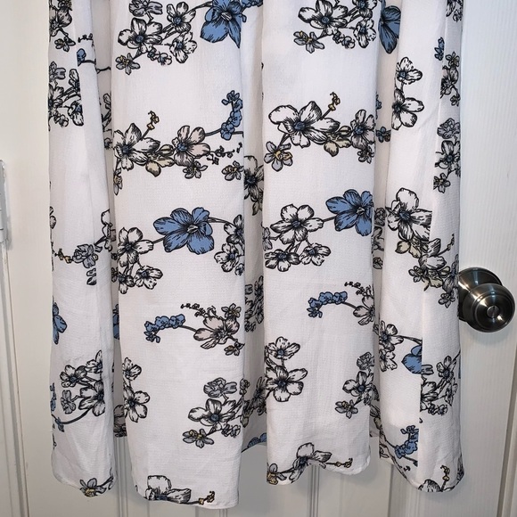 Bow and Arrow Floral Lace Deep V-Neck Sleeveless Boho Cottegecore Dress Small - Picture 5 of 9